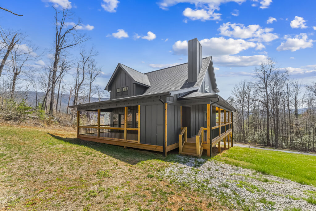 Linville Falls Mountain Club property and community in North Cove NC in the Blue Ridge Mountains