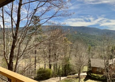 Linville Falls Mountain Club community in North Cove NC the setting for the Bob Timberlake signature cottage series